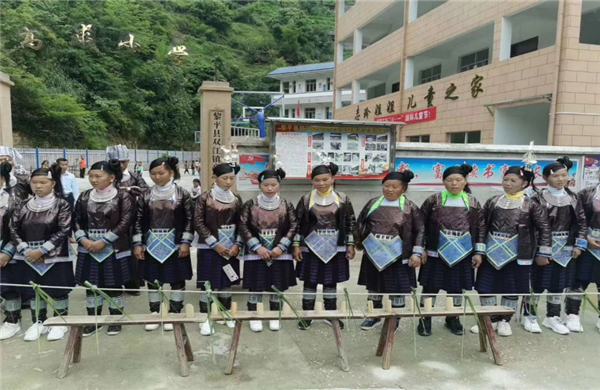 “情暖黎平·智联教育山路”——西培教育益行不止